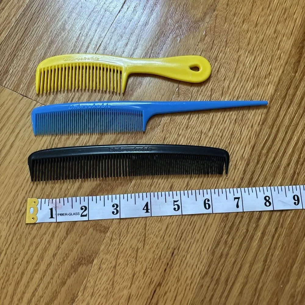 Vintage Unbreakable Lot Of 3‎ Rat Tail Comb And More